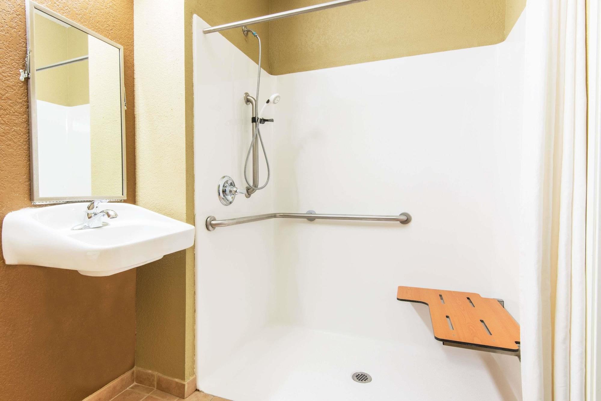 Microtel Inn And Suites Монтгомері Екстер'єр фото