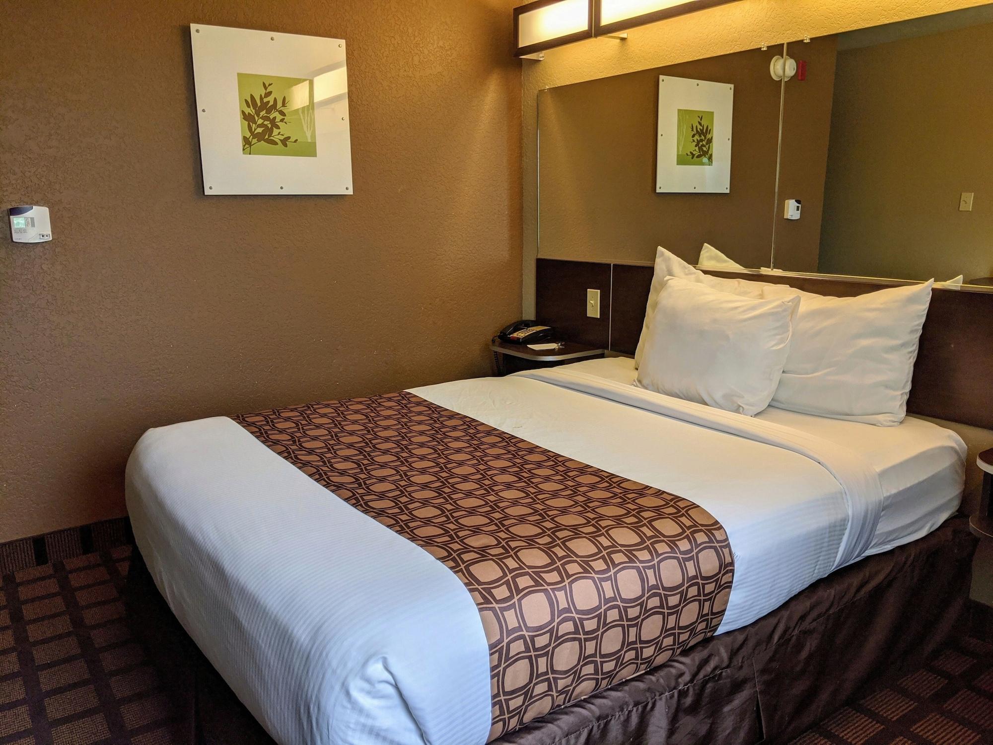 Microtel Inn And Suites Монтгомері Екстер'єр фото